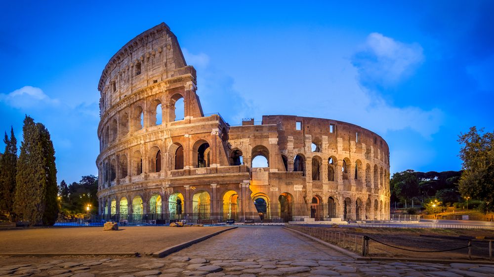 Dva turisté se vloupali do Kolosea. Chtěli si v něm vychutnat pivo